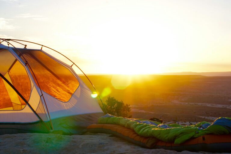 Sleeping mat for camping